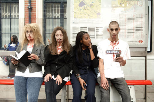 Dead Rising 2 - Косплей: Зомби на улицах Лондона + Зомби-пати